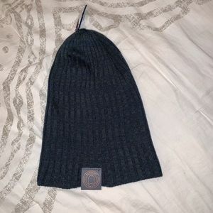 American Eagle Reversible Grey Beanie